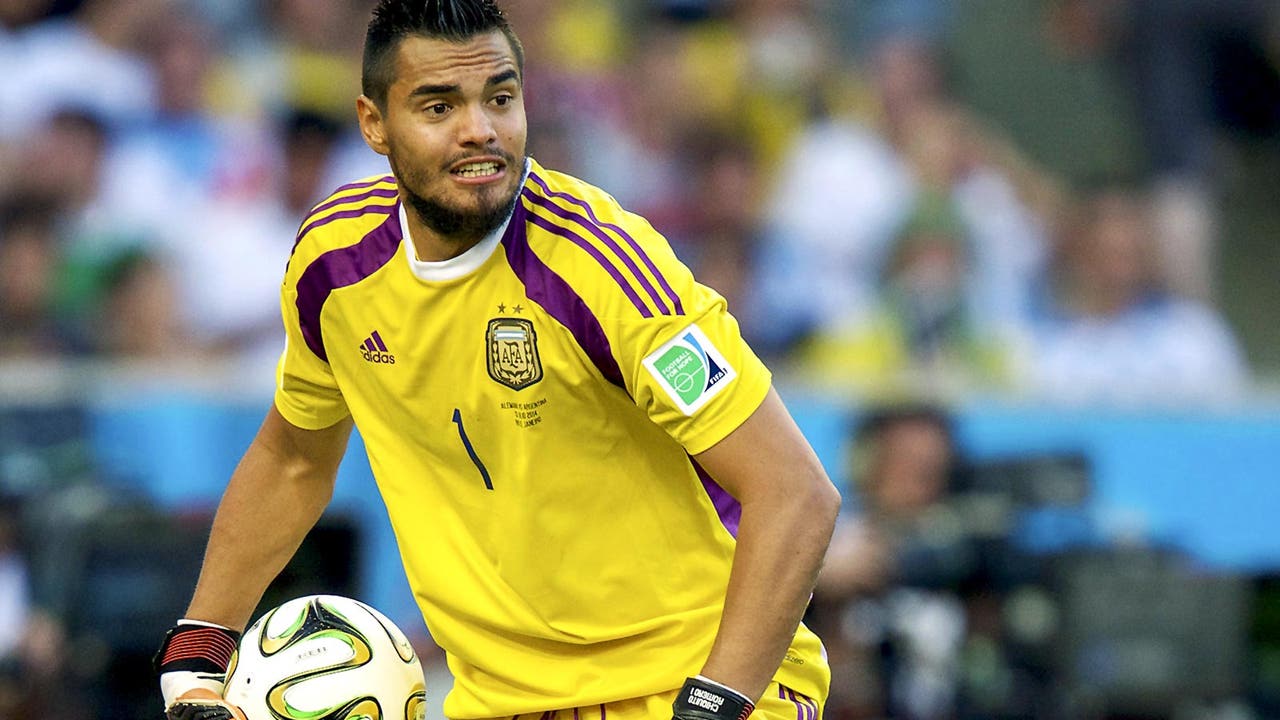 Liverpool may make move for Argentina goalkeeper Romero
